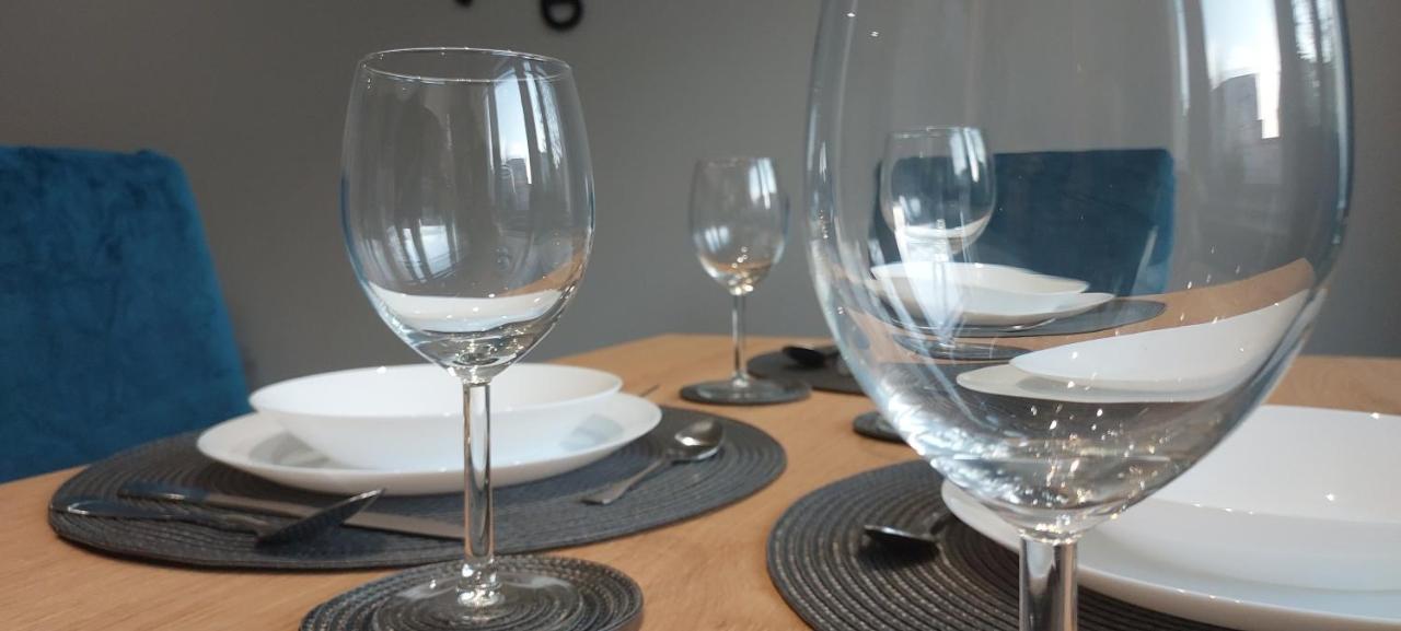 Appartamento Apartament Mila Malbork Esterno foto
