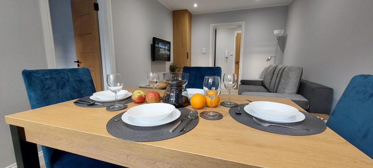 Appartamento Apartament Mila Malbork Esterno foto